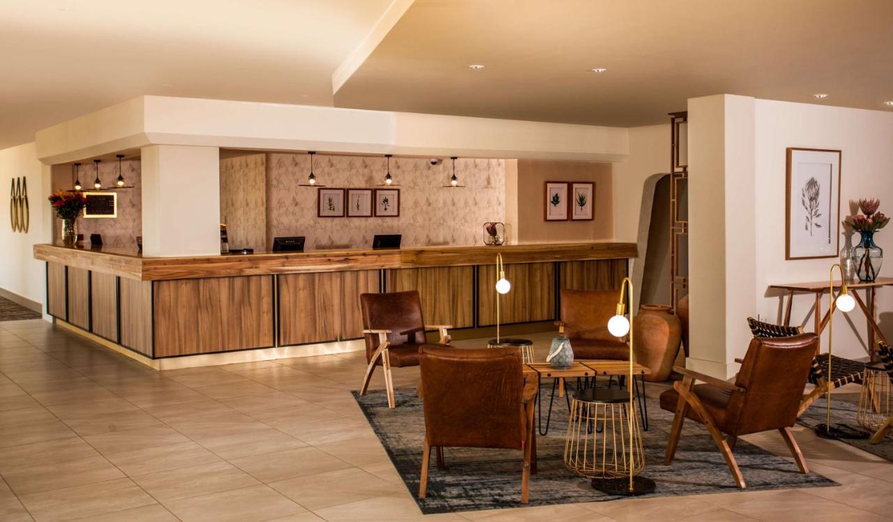 Garden Court 3*